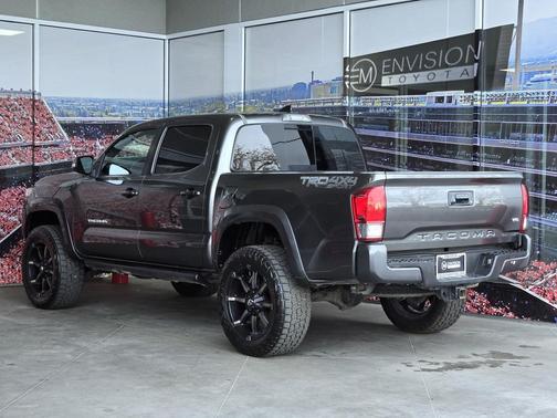 2017 Toyota Tacoma TRD Sport