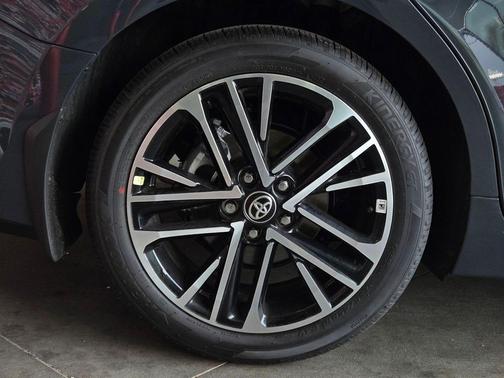 Underground 2026 Toyota Camry XLE