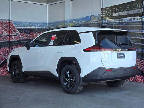 Ice Cap 2026 Toyota RAV4 LE