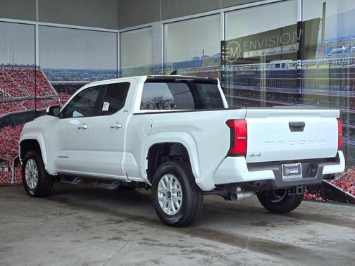 Ice Cap 2026 Toyota Tacoma SR5