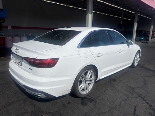 2024 Audi A4 45 S line Premium Plus
