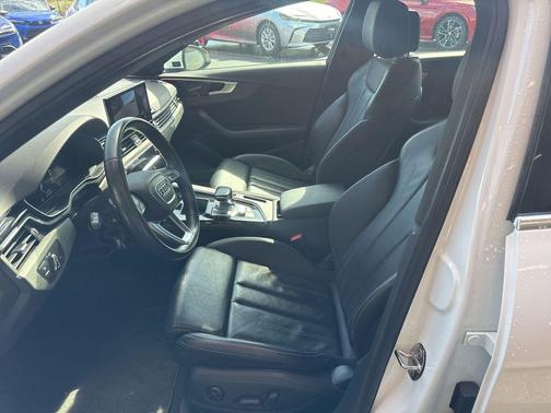 2024 Audi A4 45 S line Premium Plus