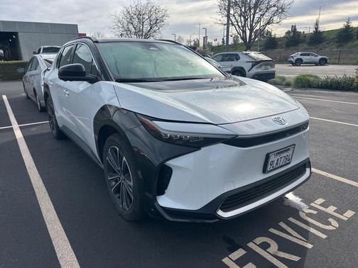 2023 Toyota bZ4X Limited