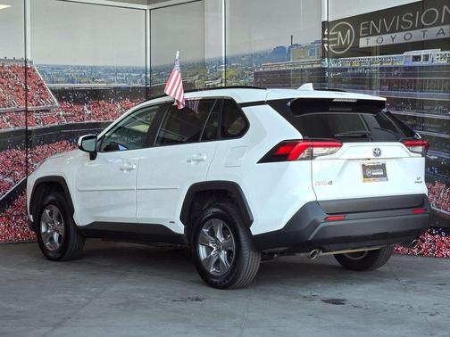 Ice 2024 Toyota RAV4 Hybrid LE