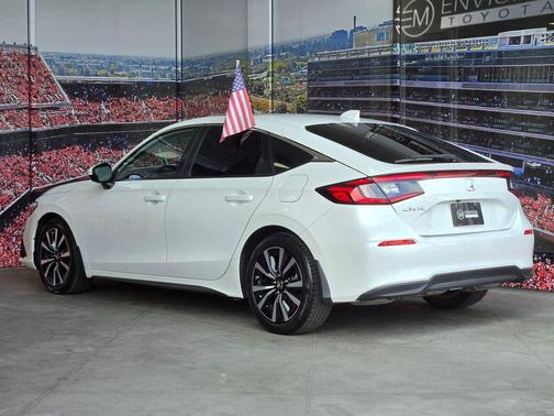 Platinum White Pearl 2024 Honda Civic EX-L