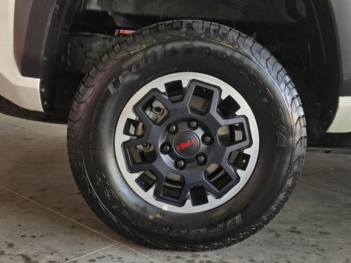 2024 Toyota Tacoma TRD Off Road