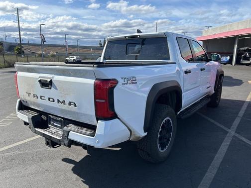 2024 Toyota Tacoma TRD Off Road