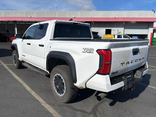 2024 Toyota Tacoma TRD Off Road
