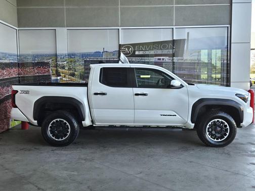 2024 Toyota Tacoma TRD Off Road