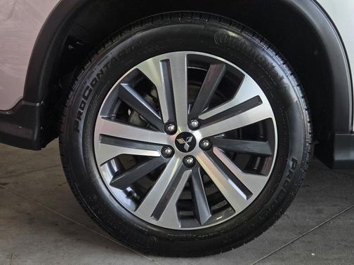 2024 Mitsubishi Outlander Sport SE