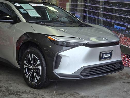 2023 Toyota bZ4X XLE