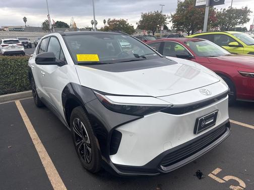 2024 Toyota bZ4X XLE