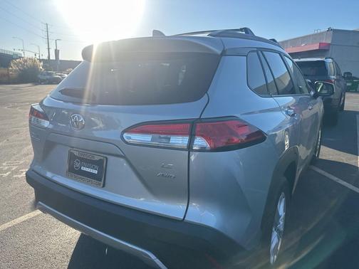 2024 Toyota Corolla Cross LE