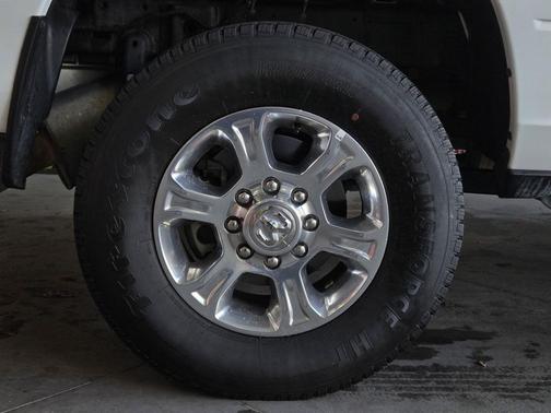 2024 RAM 2500 Big Horn Crew Cab 4x4 8' Box