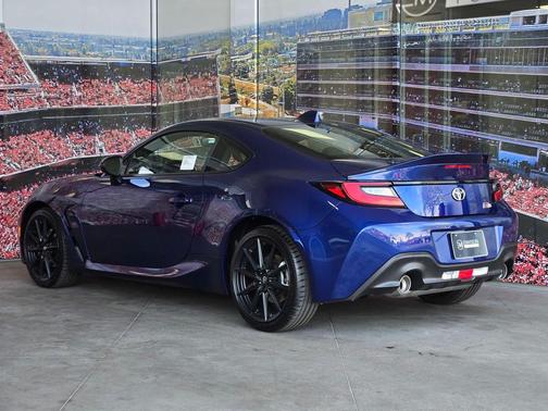 Trueno Blue 2026 Toyota GR86 Premium