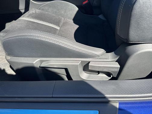 Trueno Blue 2026 Toyota GR86 Premium