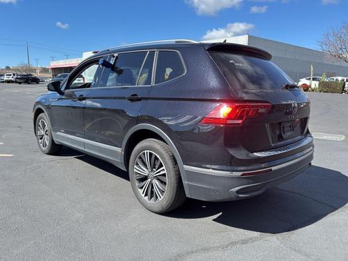 2024 Volkswagen Tiguan 2.0T Wolfsburg Edition