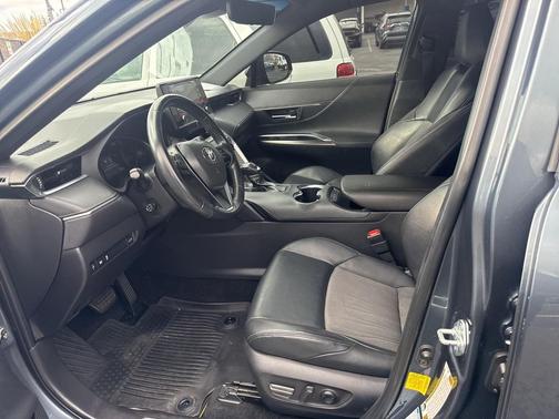 2021 Toyota Venza XLE