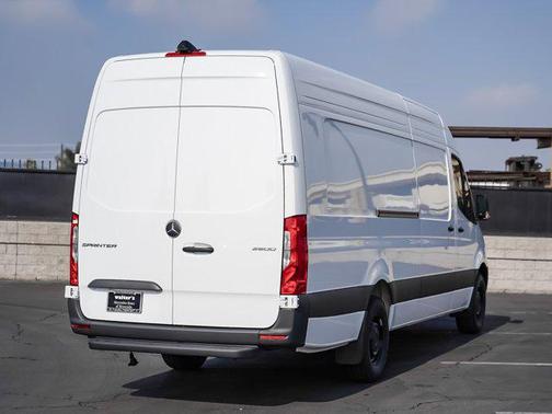 2026 Mercedes-Benz Sprinter 2500 High Roof