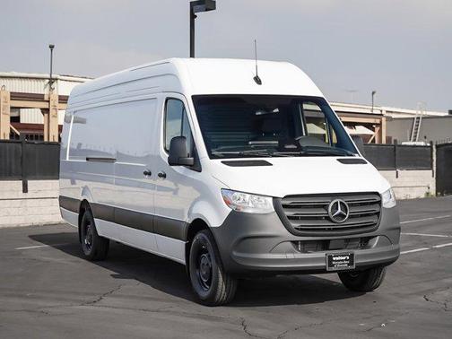2026 Mercedes-Benz Sprinter 2500 High Roof