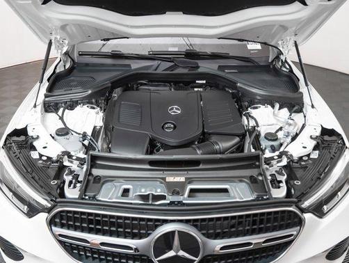 2025 Mercedes-Benz GLC 300 Base