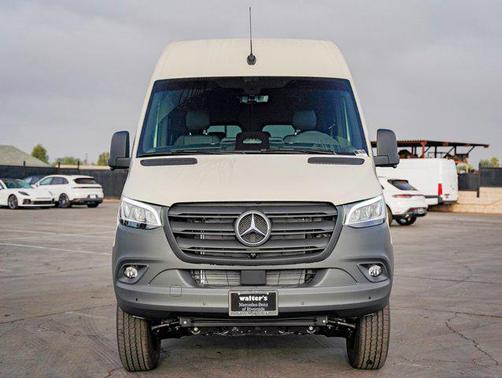 2026 Mercedes-Benz Sprinter 2500 Standard Roof