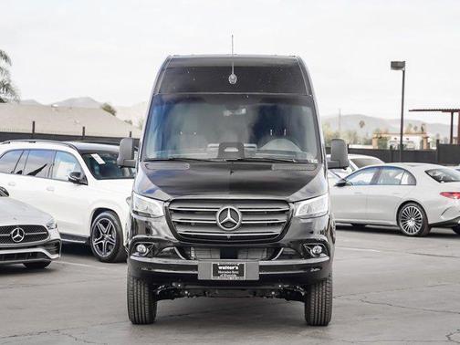 2025 Mercedes-Benz Sprinter 2500 Standard Roof
