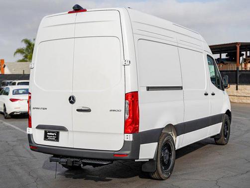 2025 Mercedes-Benz Sprinter 2500 High Roof