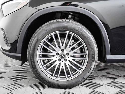 2023 Mercedes-Benz GLC 300 Base