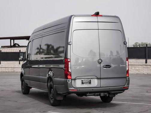 2025 Mercedes-Benz Sprinter 2500 High Roof