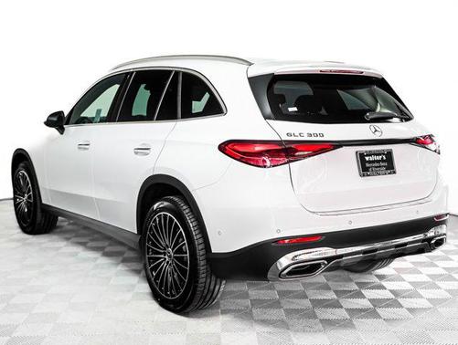 2025 Mercedes-Benz GLC 300 Base