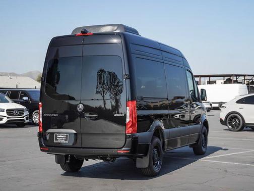 2025 Mercedes-Benz Sprinter 2500 Standard Roof
