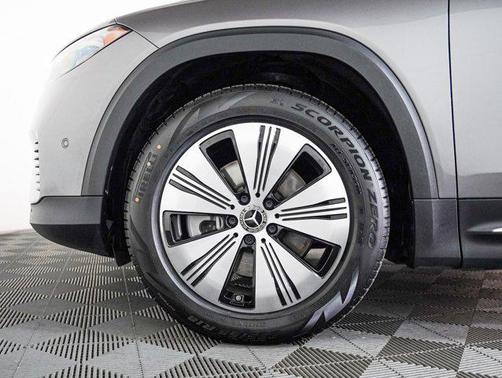 2023 Mercedes-Benz EQB 300 4MATIC