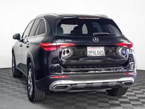 2025 Mercedes-Benz GLC 300 4MATIC
