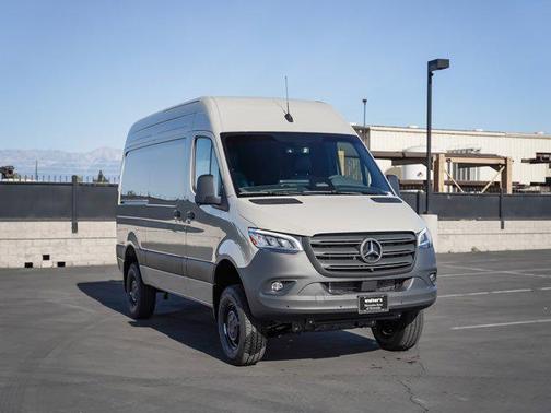 2026 Mercedes-Benz Sprinter 2500 Standard Roof