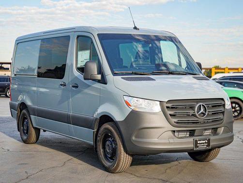 2025 Mercedes-Benz Sprinter 2500 Standard Roof