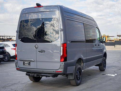 2026 Mercedes-Benz Sprinter 2500 Standard Roof