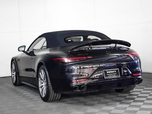 2025 Mercedes-Benz AMG SL 43 Base