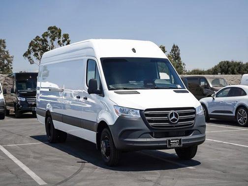 2025 Mercedes-Benz Sprinter 3500 High Roof