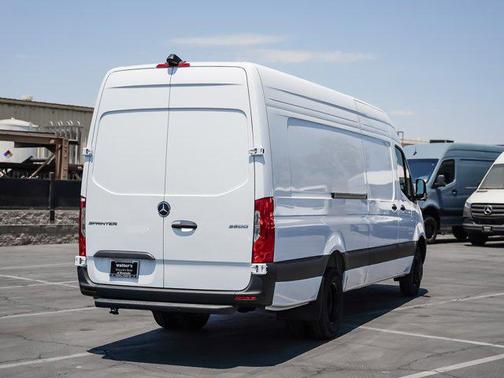 2025 Mercedes-Benz Sprinter 3500 High Roof