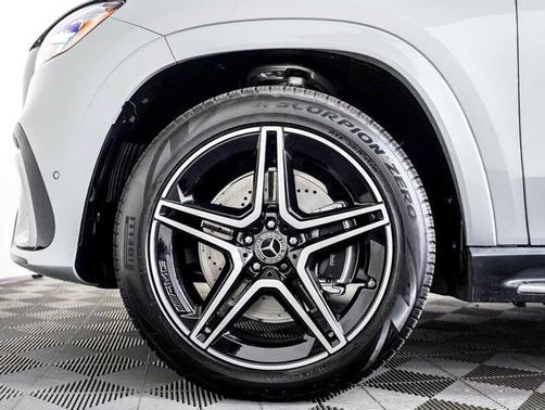 2026 Mercedes-Benz GLS 450 4MATIC