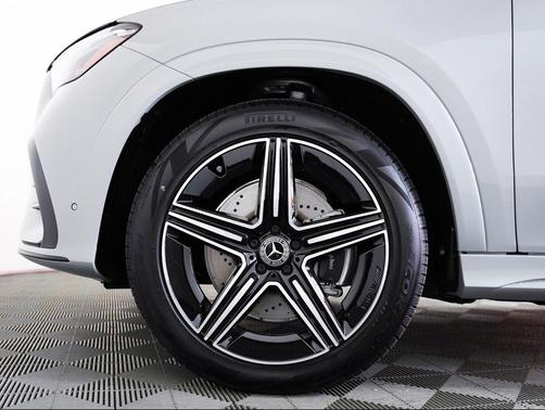 MANUFAKTUR Alpine Grey 2026 Mercedes-Benz GLE 450 4MATIC