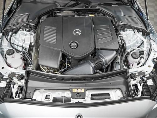 Cirrus Silver Metallic 2026 Mercedes-Benz C-Class C 300