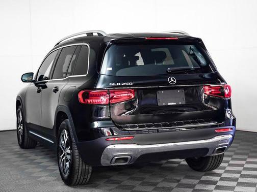 2026 Mercedes-Benz GLB 250 Base