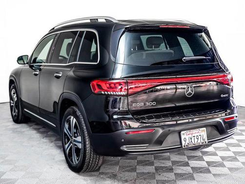 2023 Mercedes-Benz EQB 300 4MATIC