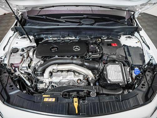 2026 Mercedes-Benz GLB 250 Base