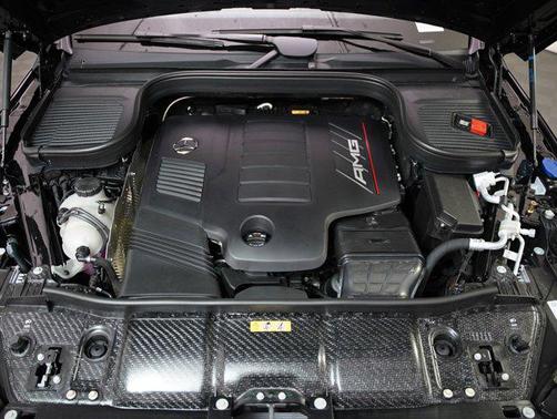 Obsidian Black Metallic 2026 Mercedes-Benz AMG GLE 53 4MATIC+