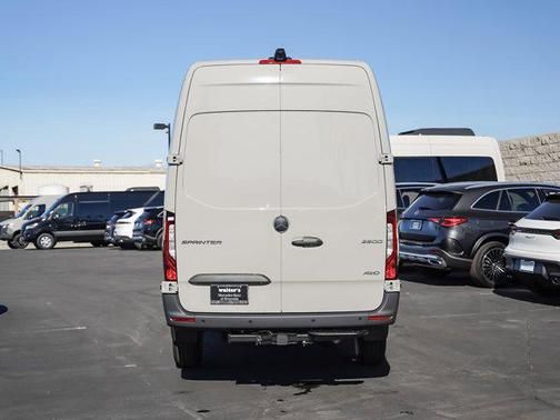 2026 Mercedes-Benz Sprinter 2500 High Roof