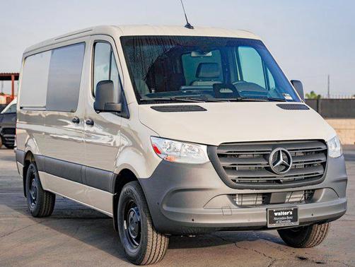 2026 Mercedes-Benz Sprinter 2500 Standard Roof