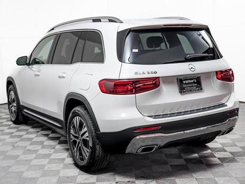 Polar White 2026 Mercedes-Benz GLB 250 Base